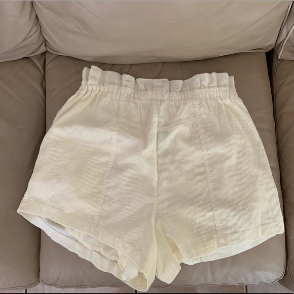 NWOT FREE PEOPLE Paperbag Corduroy Relaxed Shorts - Picture 2 of 9